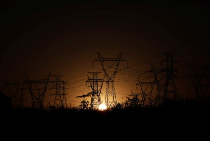 Linhas de transmissão de energia