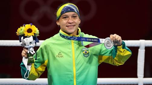 Prata conquistada por Bia foi a quinta do Brasil nas Olimpíadas -- na sequência veio a sexta no vôlei feminino