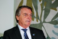 Bolsonaro diz que vai prorrogar desoneração da folha por mais dois anos