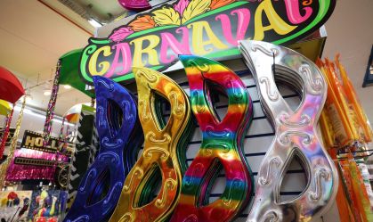 Do básico ao chique: 5 modelos de máscara de Carnaval para fazer em casa