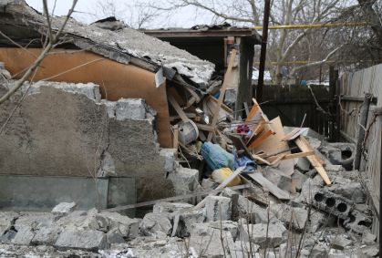 Vilarejo destruído em Donetsk, região onde fica localizada a cidade de Mariupol, na Ucrânia