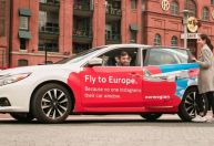 Com combustível caro, motoristas de app nos EUA transformam carros em outdoor