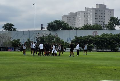Treino do Corinthains no CT Dr. Joaquim Grava