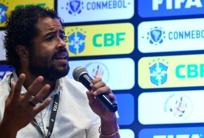 Fundador do Coletivo de Torcidas Canarinhos LGBTQ+, Onã Rudá participou do seminário de Combate ao Racismo e à Violência no Futebol em 2022