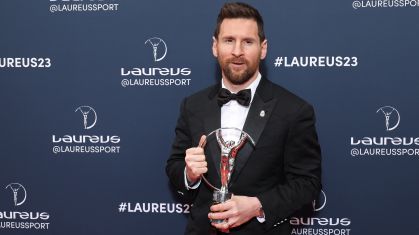Messi recebe o prêmio Laureus em Paris