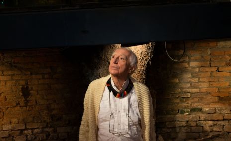 Zé Celso Martinez Correa, diretor, dramaturgo e ator, no Teatro Oficina em São Paulo.