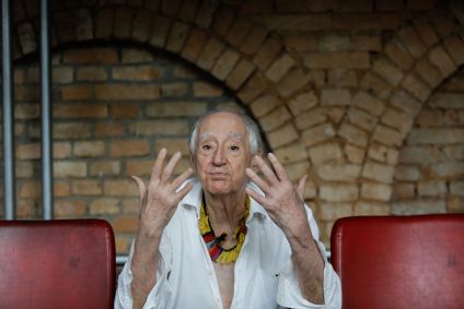 Foto de arquivo de novembro de 2014 do dramaturgo José Celso Martinez Corrêa durante entrevista concedida em São Paulo.