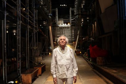 Foto de arquivo, de novembro de 2018, do dramaturgo José Celso Martinez Corrêa, o Zé Celso, na ocasião dos preparativos da peça &quot;Roda Viva&quot;, no Teatro Oficina, em São Paulo.