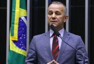Novo teto para MEI traz formalização e gera empregos, diz presidente de Frente à CNN