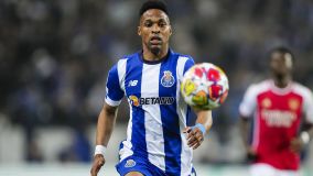 Wendell, lateral do Porto