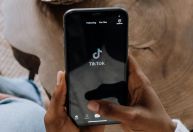 Correndo risco de proibição nos EUA, relembre polêmicas envolvendo o TikTok