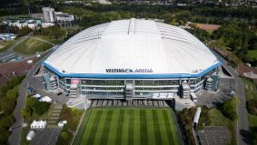 Veltins Arena, em Gelsenkirchen, pode receber 50.000 torcedores