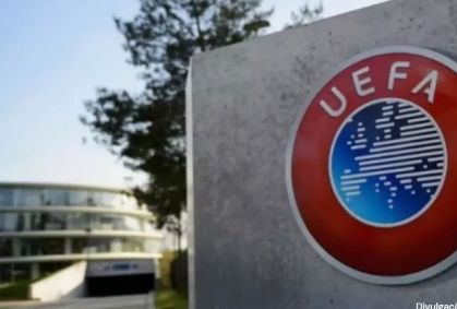 Uefa realizou punições a times europeus por comportamentos racistas de torcedores