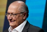 Alckmin comemora revisão do PIB de 2024 e se refere a país como "foguete"