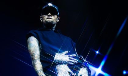 Chris Brown confirma show no Brasil; saiba a data e valores
