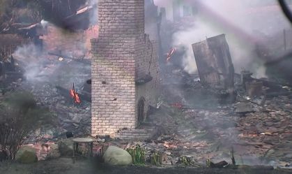 Incêndio em Malibu: 20 mil pessoas recebem alerta ou ordem de desocupação