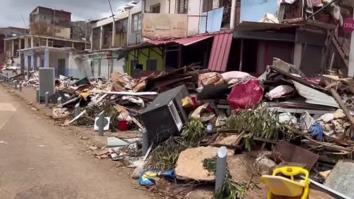 Vídeo divulgado nas redes sociais mostra as ruas de Mayotte em ruínas após a passagem do ciclone Chido, que deixou o território francês sem energia e água.