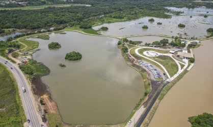 Curitiba deve ter céu nublado e chuva no fim de semana