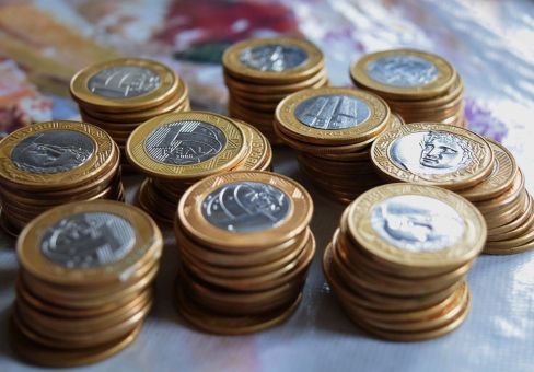 Credibilidade, juros e meta para a inflação