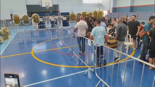 Velório da jovem Vitória Regina de Sousa, 17 anos, morta em Cajamar (SP)