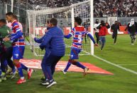 Conmebol cancela jogo entre Colo Colo x Fortaleza após mortes