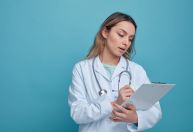Brancos somam quase 70% dos estudantes de medicina, destaca estudo
