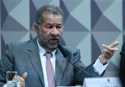 Lupi será cobrado por deputados e senadores sobre fraude no INSS