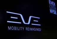 Eve, da Embraer, mantém meta de iniciar operações em 2026