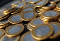 Juros futuros cedem antes de decisões de BCs dos EUA e do Brasil