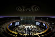 Chances de armas serem incluídas no 